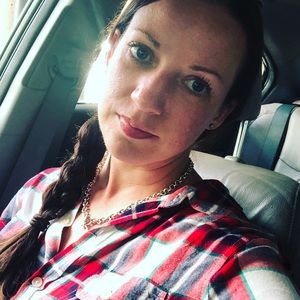 Meet your Posher, Briana